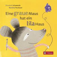 Eine graue Maus hat ein lila Haus