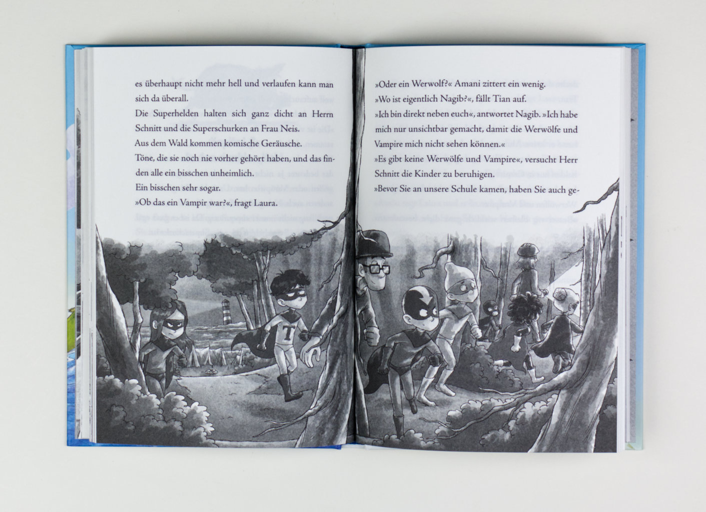 Eine Klasse voller Superhelden: Schulausflug mit Superschurken!