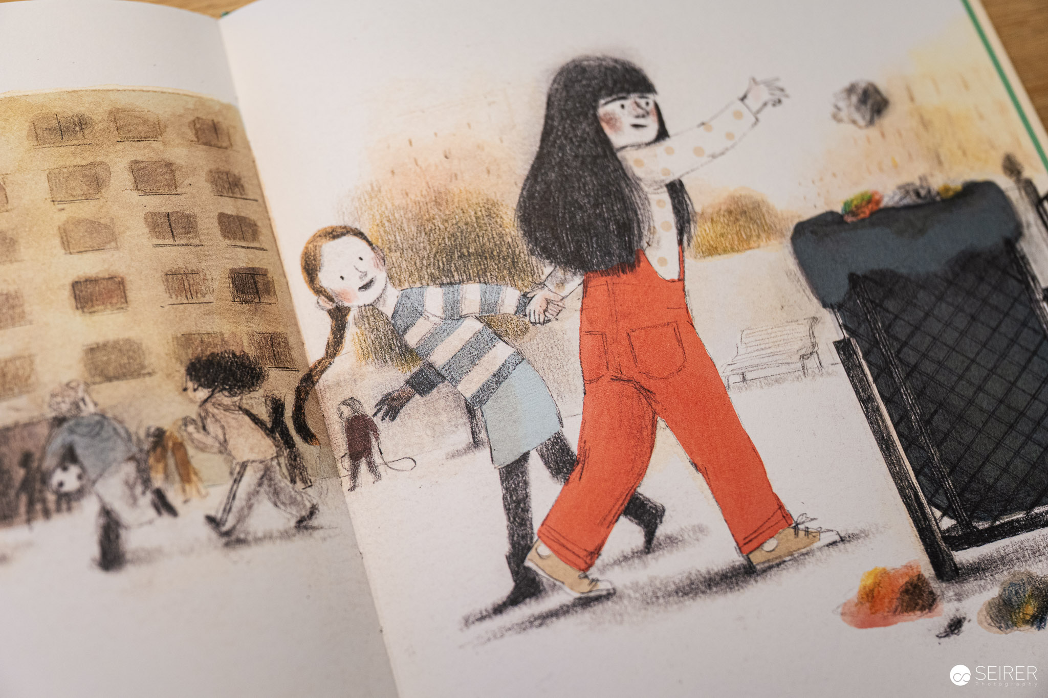 Alicia Bululú & Raquel Catalina: Frühstücken